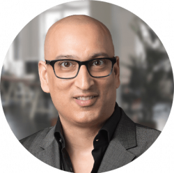 ali moosani headshot